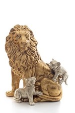 LEONE CON CUCCIOLI ORO