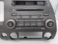 Honda Civic MK8 berlina musica