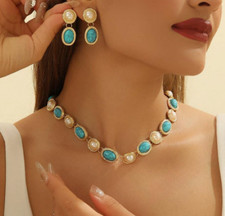 Set orecchini collana