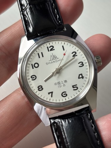 Orologio meccanico carica