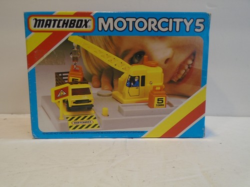 Matchbox motorcity gru - 5,