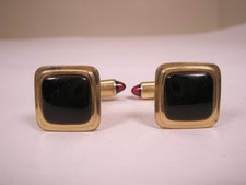 Red Cabochon Simple Design