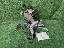 PEDANA ANTERIORE DESTRA + POMPA FRENO POST HONDA CBR 1000 RR FIREBLADE 2017 2019