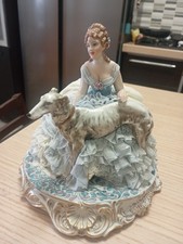 Dama Con Levriero Capodimonte