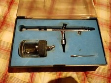 Aerografo duse 0.5 Mantua Model art 4700200 usato