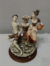 Scultura Capodimonte Coppia Di