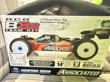 Team Associated RC8 B3.2 Team