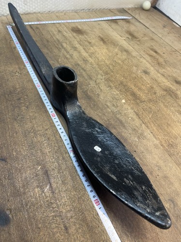Pioche cheminot outil ancien - pioche,