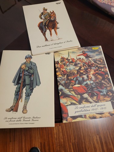 Uniformi militari lotto tre - lotto,