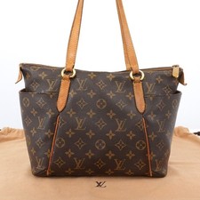 LOUIS VUITTON LV Monogram