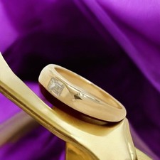 Fascia di fidanzamento taglio