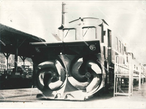 883 locomotiva con - 9),