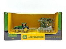 Trattore John Deere 8430 1/64 con coltivatore da campo