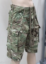 Shorts, combat. Pantaloni