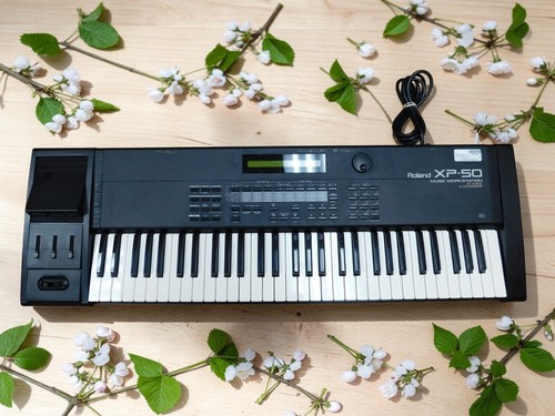 Roland 61 key 64 voice - roland,