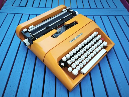 Yellow olivetti lettera - yellow, 35