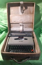 Olivetti Lettera 22 LL Prima Serie 1955 Beige Con Valigetta Cartone