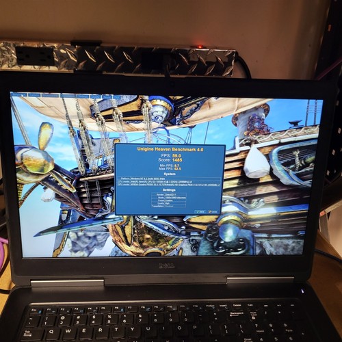 Lcd graffiato dell - lcd, precision