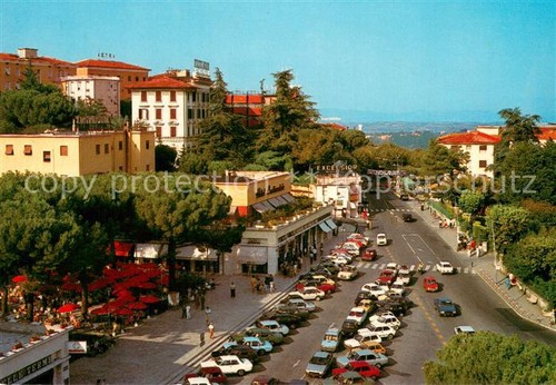 Chianciano terme piazza italia - piazza,