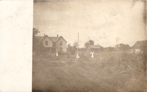 Rppc 1910 farm - 1910, beach