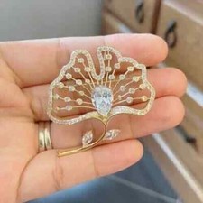 Spilla foglia donna diamante