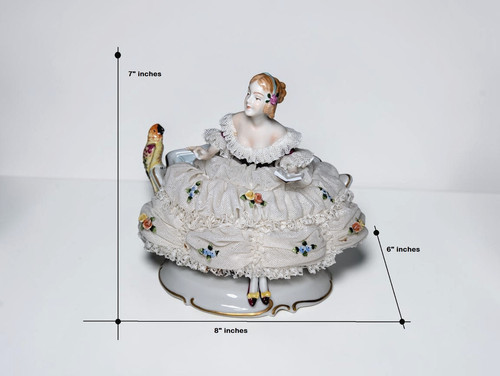 Statuina porcellana pizzo