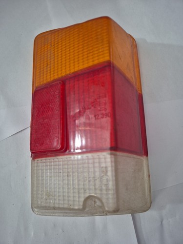 Plastica fanale posteriore - plastica,