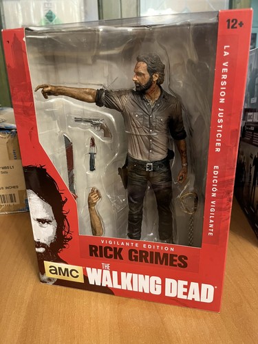 Mcfarlane toys the walking - mcfarlane,