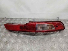 924063U300 right rear bumper
