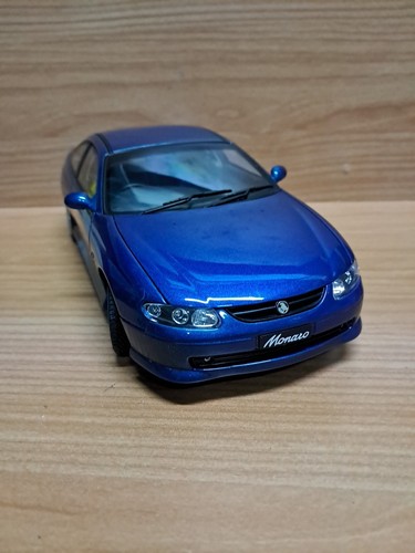 Autoart holden coupe - autoart,
