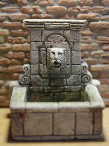 Fontana antichizzata per