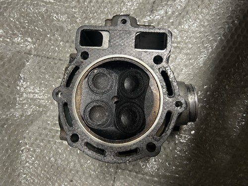 Testata completa valvole e - testata,