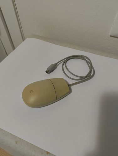 Working vintage apple desktop - apple,