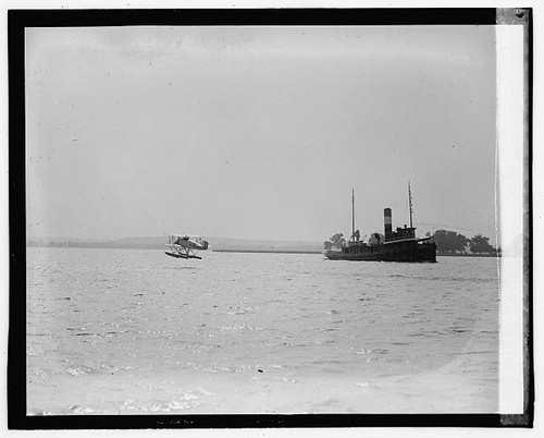Photo naval submarine - photo:naval, plane
