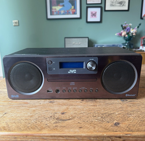 Jvc d70 boombox - jvc, radio