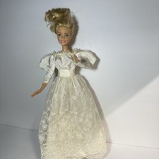 Barbie bambola 2015 - in, abito