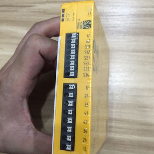 Safety relay module for pilz - module,