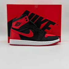 Jordan 1 Retro High OG Satin