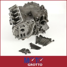 Carter motore con bulloni