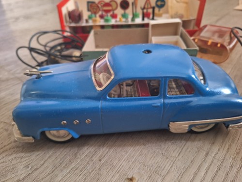 Jouet ancien tole schuco - ,