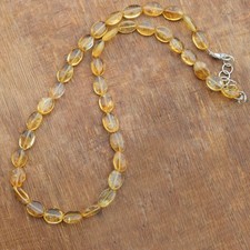 Collana fatta a mano con perle