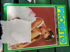 RIVISTA PER ADULTI CON FOTOROMANZO ALL'INTERNO