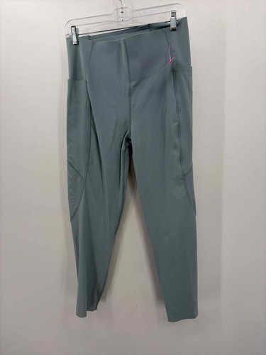 Pantaloni sportivi usati