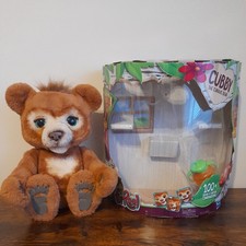 Peluche interattivo e vaso