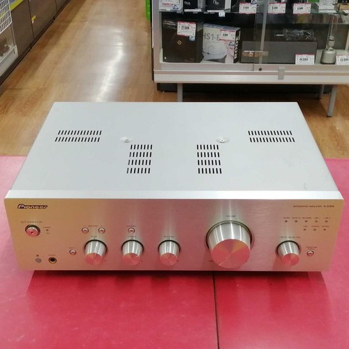Amplificatore preamplificatore