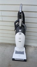 MIELE Dynamic U1 Cat Dog
