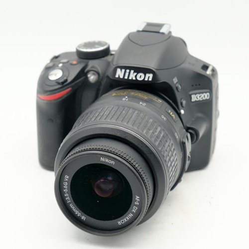 Nikon d3200 s - +, dx