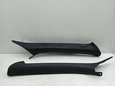 VOLVO V40 A POST MONTANTE