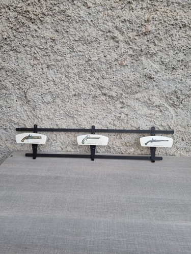 Attacca panni con pistole