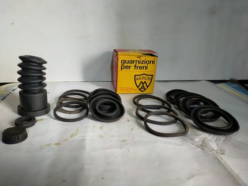 Kit gommini pinze freno post - kit,